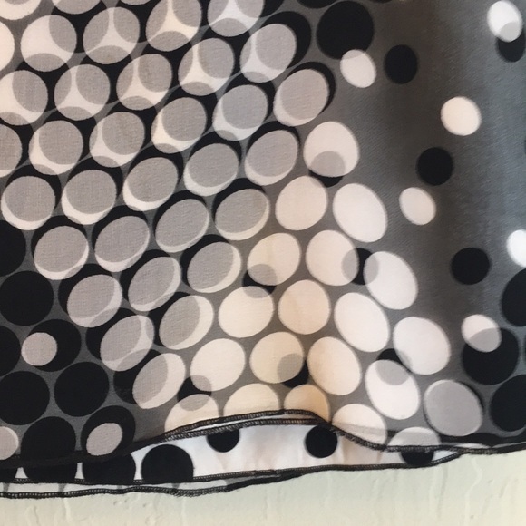 Isabella D. Size 8 Silk Polka Dot Skirt - Picture 8 of 8